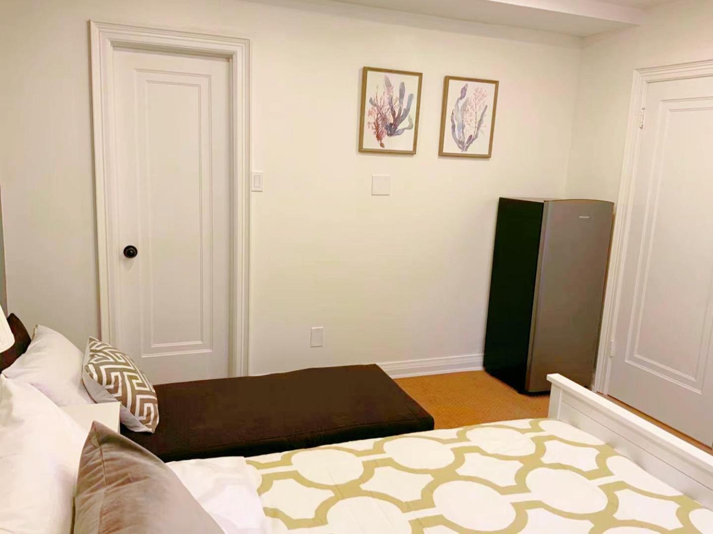 Leaside Garden Guesthouse Toronto Esterno foto